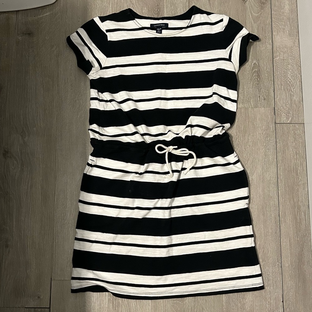 Lands' End Black and White dress
